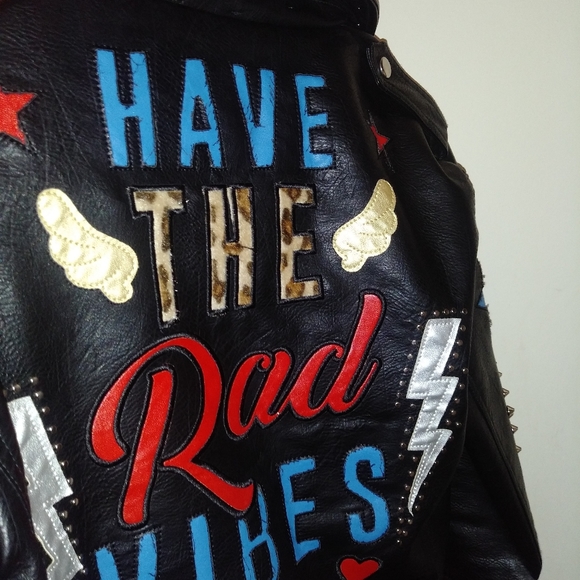 Jacket - Picture 2 of 6